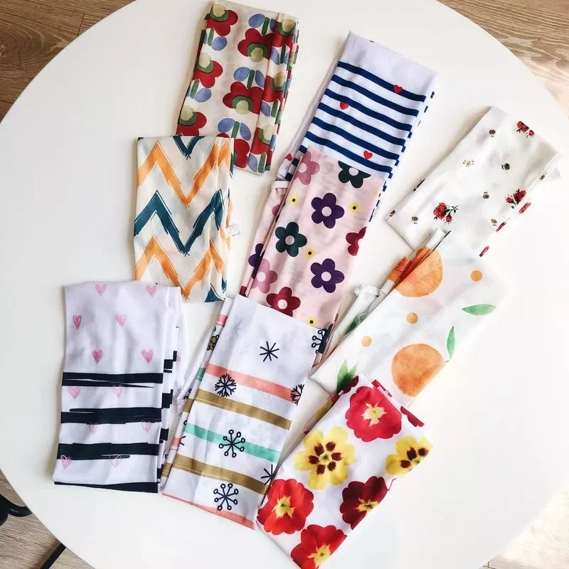 

Pair Unisex Ice Silk Sunscreen Arm Sleeve Summer Outdoor Sports Printing Thin Half-finger Sleeve Driving Sunscreen Gloves