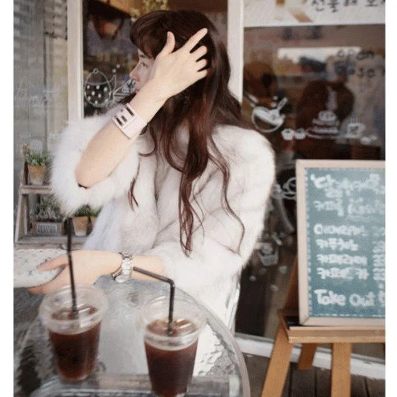 New Winter Imitate Fox Furry Coat Short Luxury Women Korean 3/4 Sleeve Thick Faux Fur Jacket Female Fashion Outerwear Plush Coat