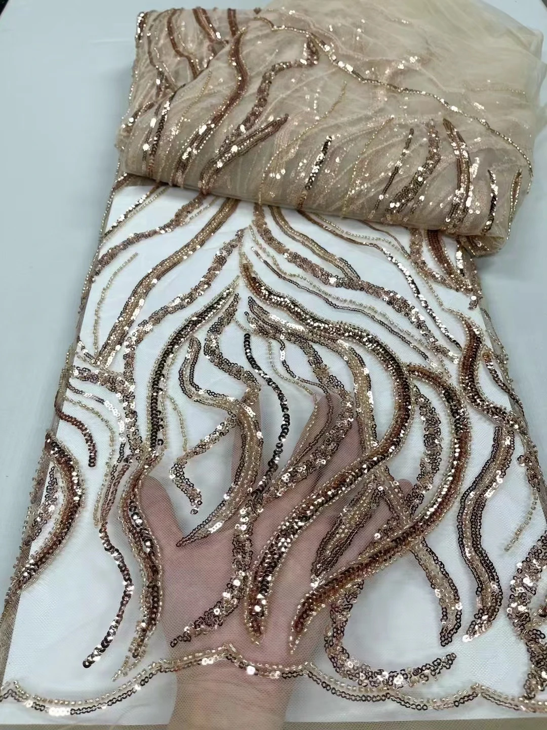 

Африканская бисерная кружевная ткань 2023, высококачественное кружево с блестками, французская нигерийская кружевная ткань для свадебного платья, шитье JY133