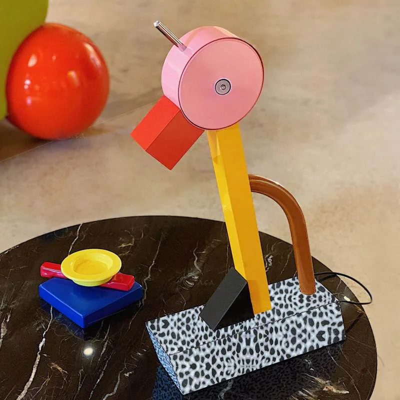 Напольный светильник для детской комнаты в ассортименте