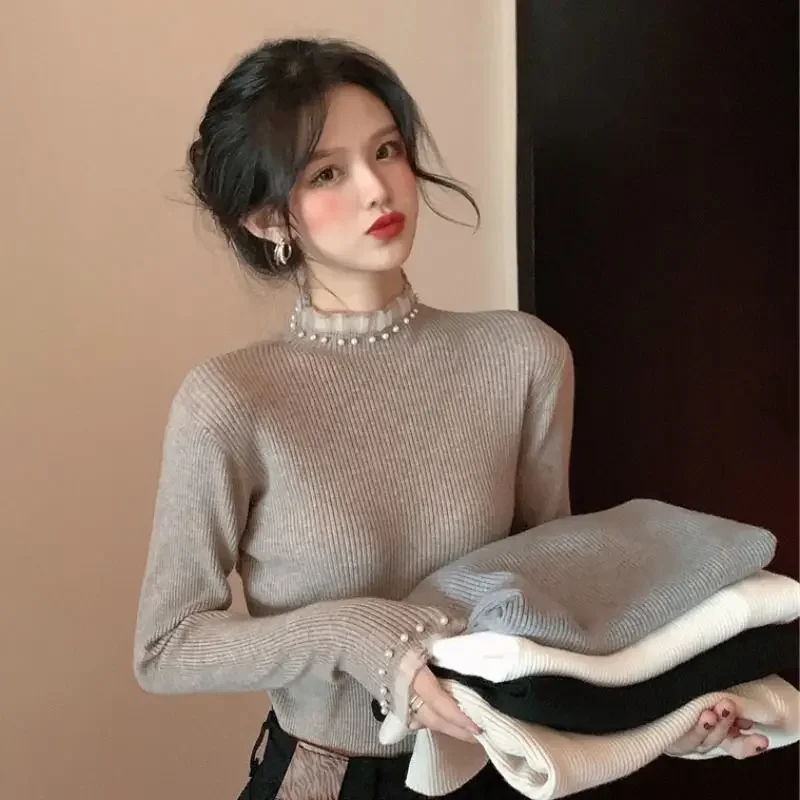 Стильный вязаный свитер с длинным рукавом женское украшенное жемчугом