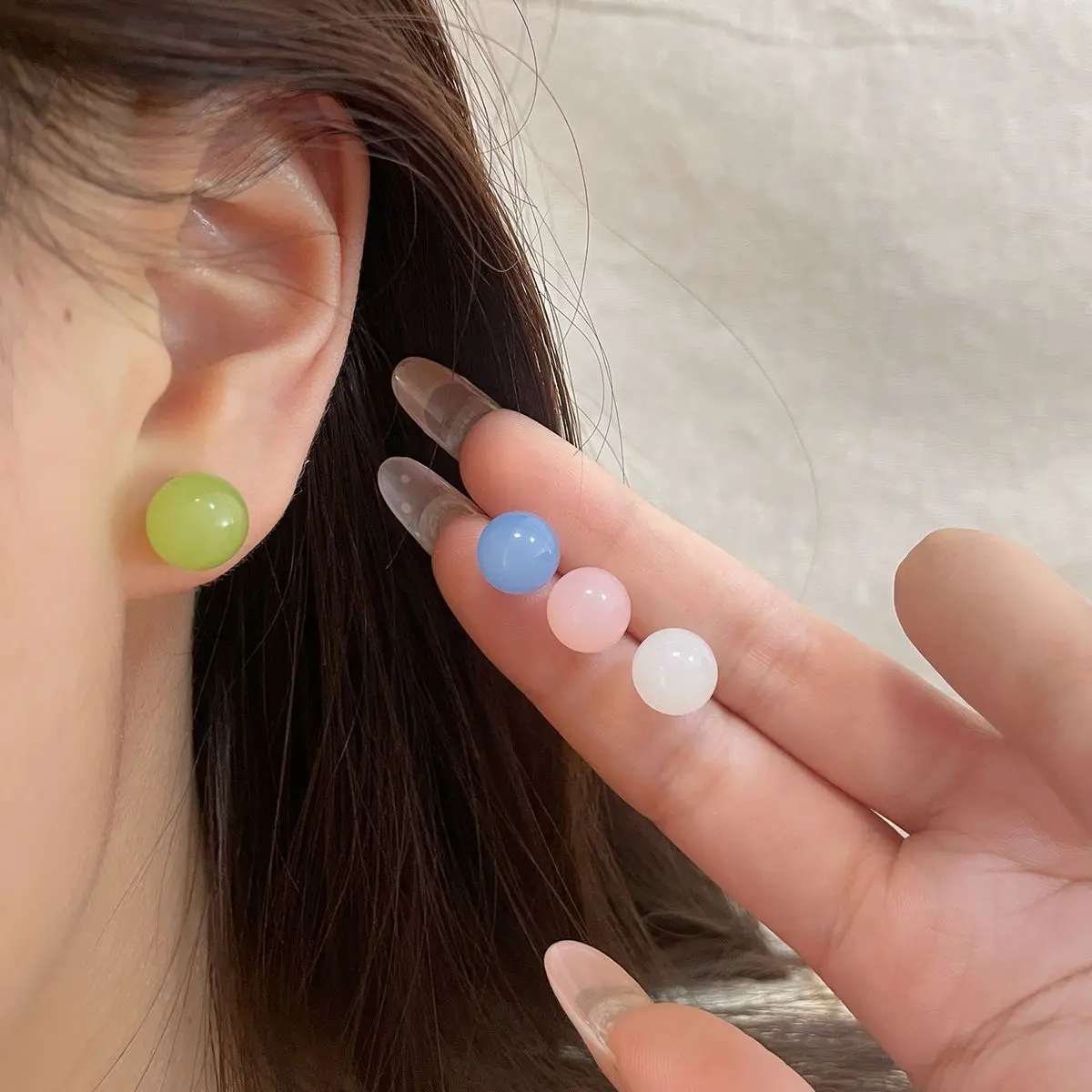 Летние милые серьги-гвоздики KADRUFI 10 мм с шариками карамельных цветов для женщин