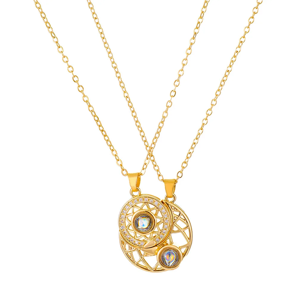 

2022 Necklaces For Women And Men Couple Jewelry Gold Silver Sun And Moon Multi-Country Free Shipping Confession Projection Gift