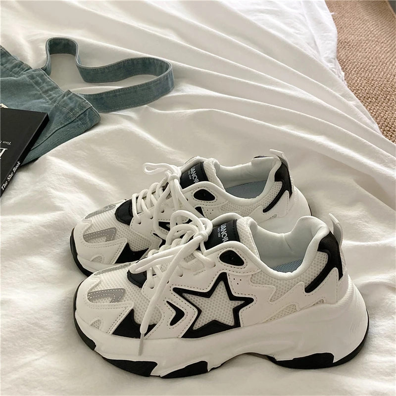 

INS Trend Breathable Mesh Running Sneakers Women Vulcanized Shoes Casual Spring Autumn Lace Up Thick Sole Sports Shoes Ladies