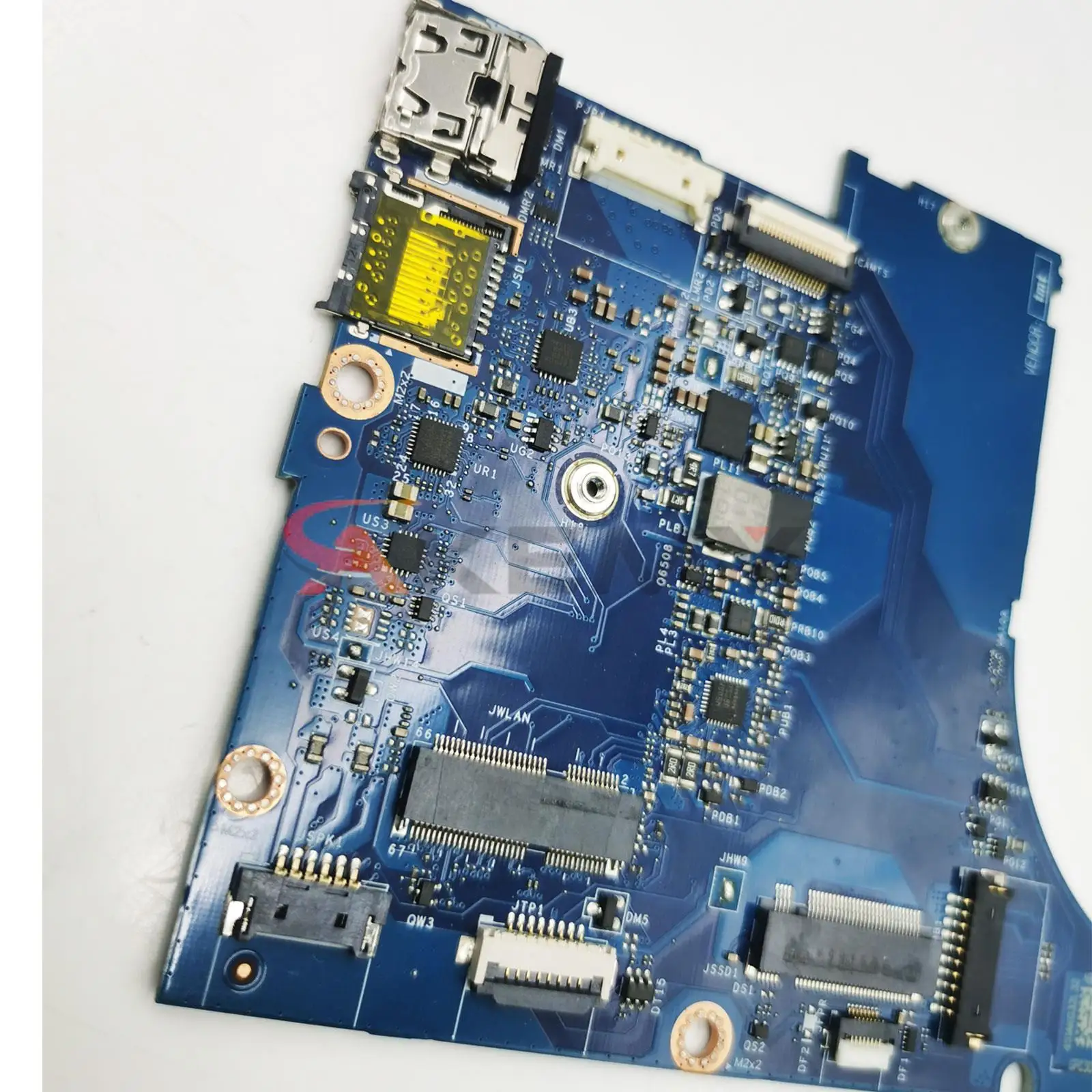 Рисунок 4 - Материнская плата для ноутбука HP Envy 13-BA