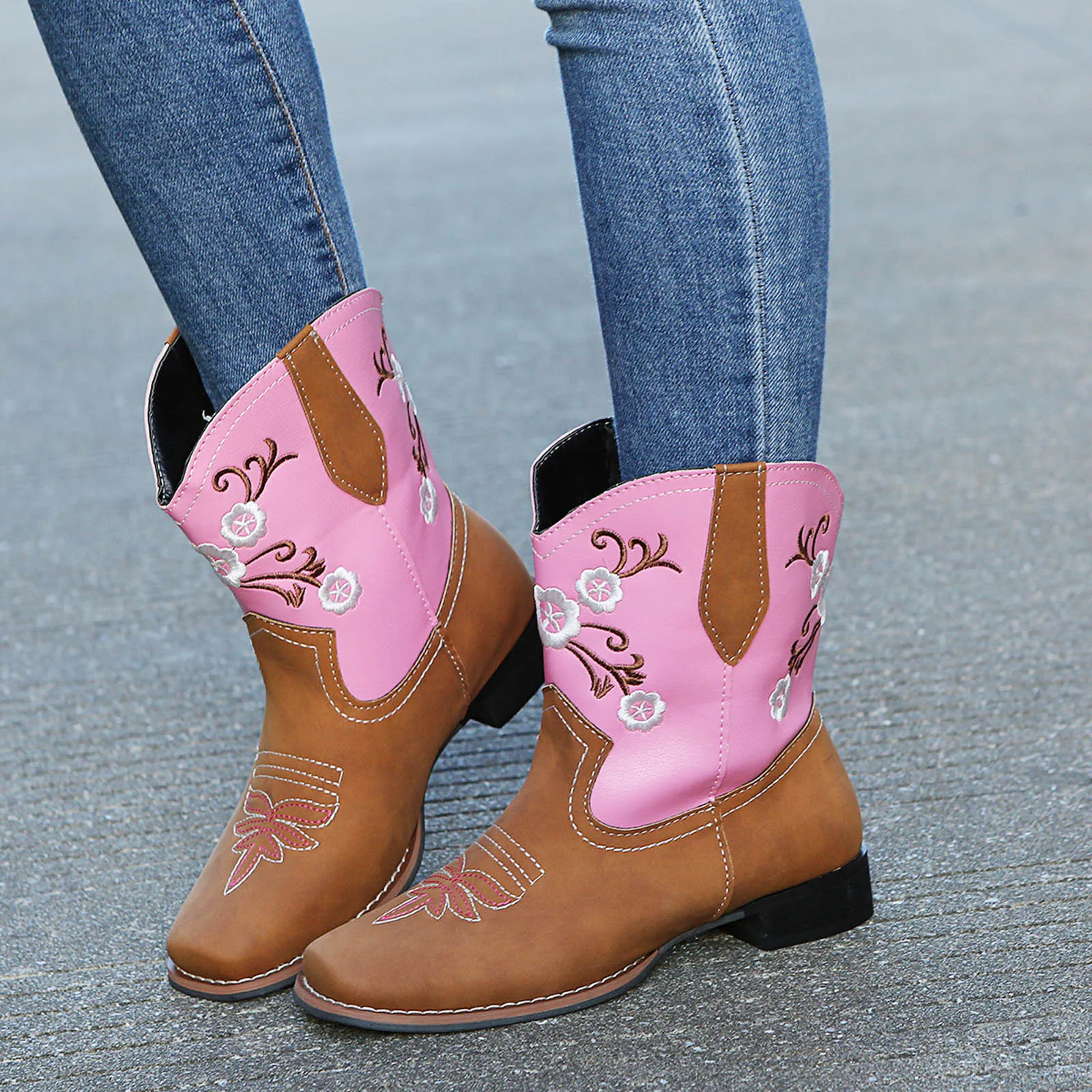

Winter Handmade Women Boots 2022 Vintage Leather Shoes Fashion Square Toe Embroidered Ethnic Style Square Heel Ankle Boots