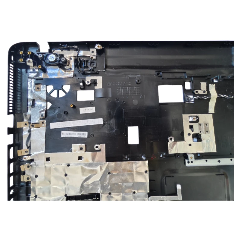 Фото Крышка-подставка для ноутбуков Toshiba L870, L875, C875, C870, S870, S875 №4