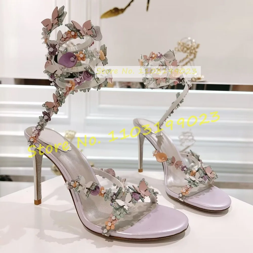 Туфли-лодочки с перекрестными ремешками и цветочным принтом