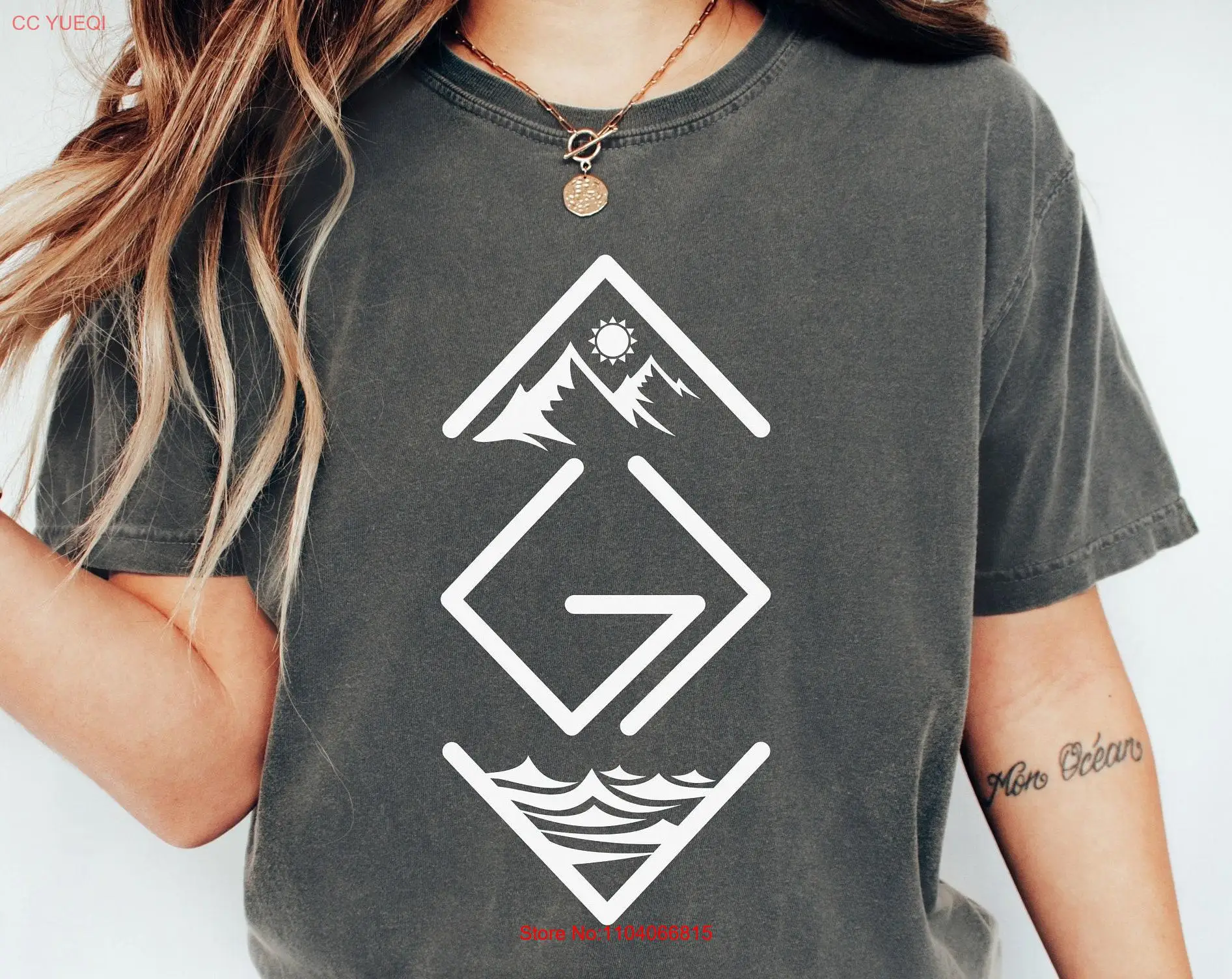 Религиозная футболка Comfort Colors God is Greater than The Highs and Lows Христианская одежда