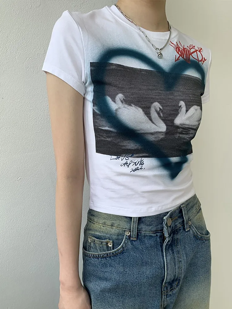

Grunge Tops Women Y2k Graphic T Shirts Short Sleeve White Crop Tops Streetwear Korean Style T-shirt Summer Tops 2022