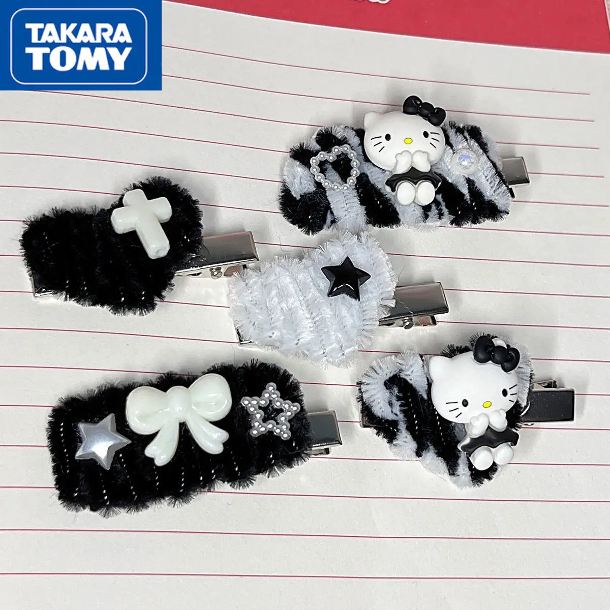 

TAKARA TOMY 2022 New Cute Cartoon Hello Kitty Black and White Sweetheart Girl Twisting Stick Hairpin Bangs Clip Jewelry
