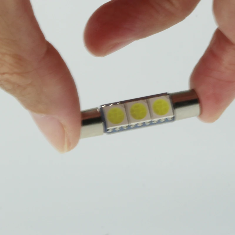 Светодиодная лампа для салона автомобиля 28 мм 31 C5W 12 В 24