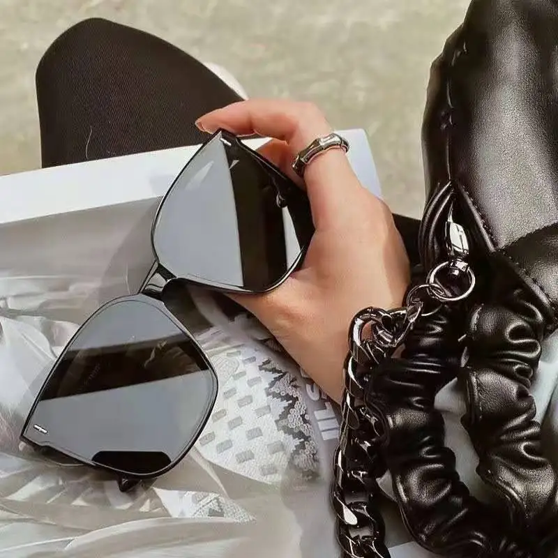 

Новые женские солнцезащитные очки WANBOPO, роскошные дизайнерские винтажные Квадратные Солнцезащитные очки, классические очки для женщин, UV400,...