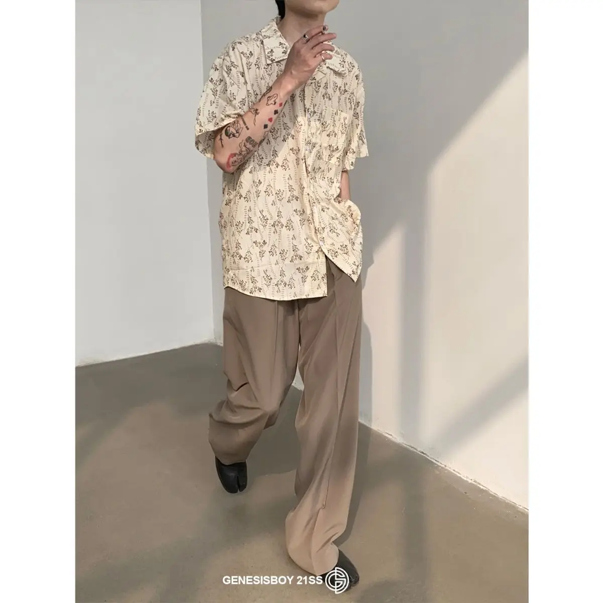 2022 Summer New British Vintage Printed Cuban Collar Men's Shirt Loose Casual Elegant Men's Clothing Short Sleeve Blouse