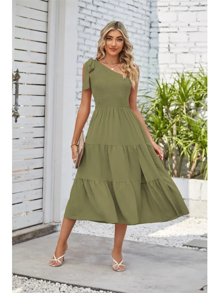 2024 Letnia nowa modna damska sukienka na jedno ramię bez rękawów z skośnym kołnierzem Koronkowa wysokim stanem rozcięciem w talii