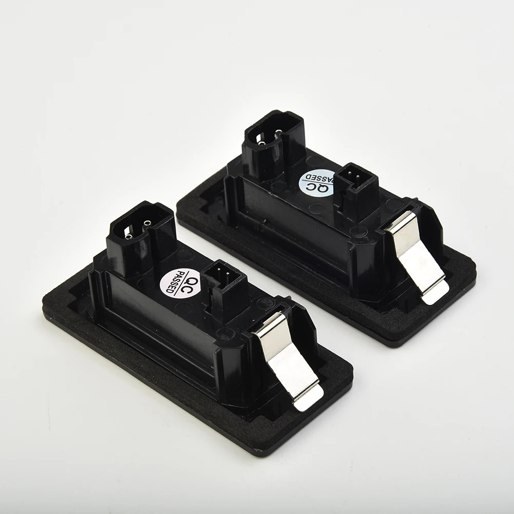 

Durable High quality New Light Bulb 12V 6500K Error For BMW E90 E92 E39 E60 E61 M5 E70 Free License PVC Plate 0.3A