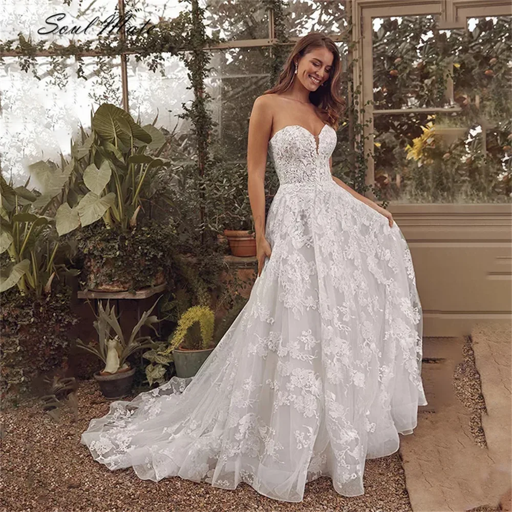 

Boho Sexy Strapless A Line Wedding Dress For Women Sweetheart Lace Applique Bridal Gown Backless Bridal Dress Robe De Mariée