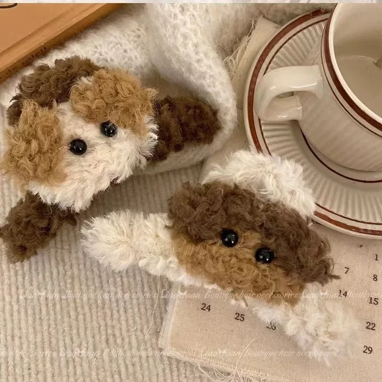 

2024 Autumn Winter Plush Clamping Clip New Curly Puppy Hairclip Female Shark Clip Large Cute Hairpin Headwear for Women Girls