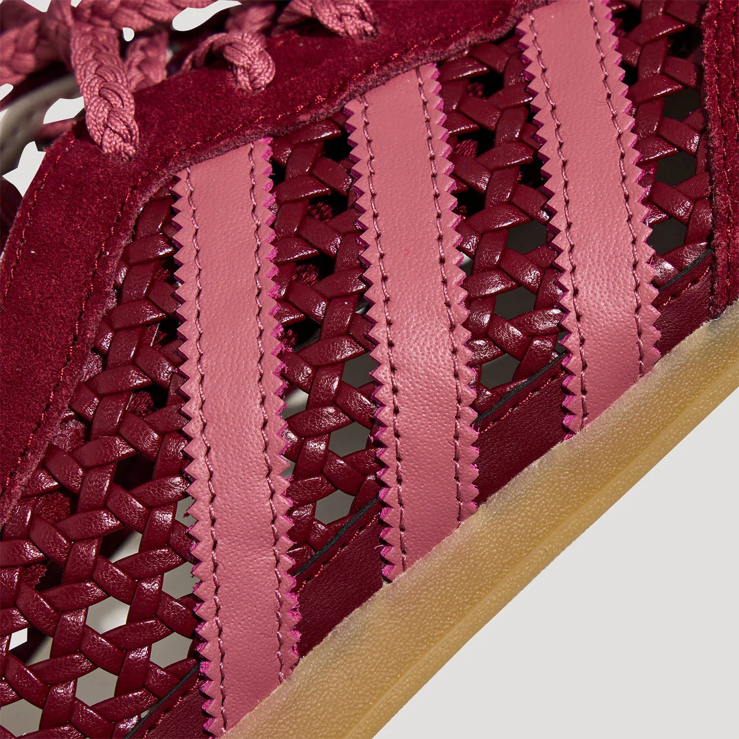 Оригинальные женские классические повседневные низкие кеды Adidas на тонкой подошве для всех сезонов KH6237 (art.: 3920dcd41eaef) - 3920dcd41eaef