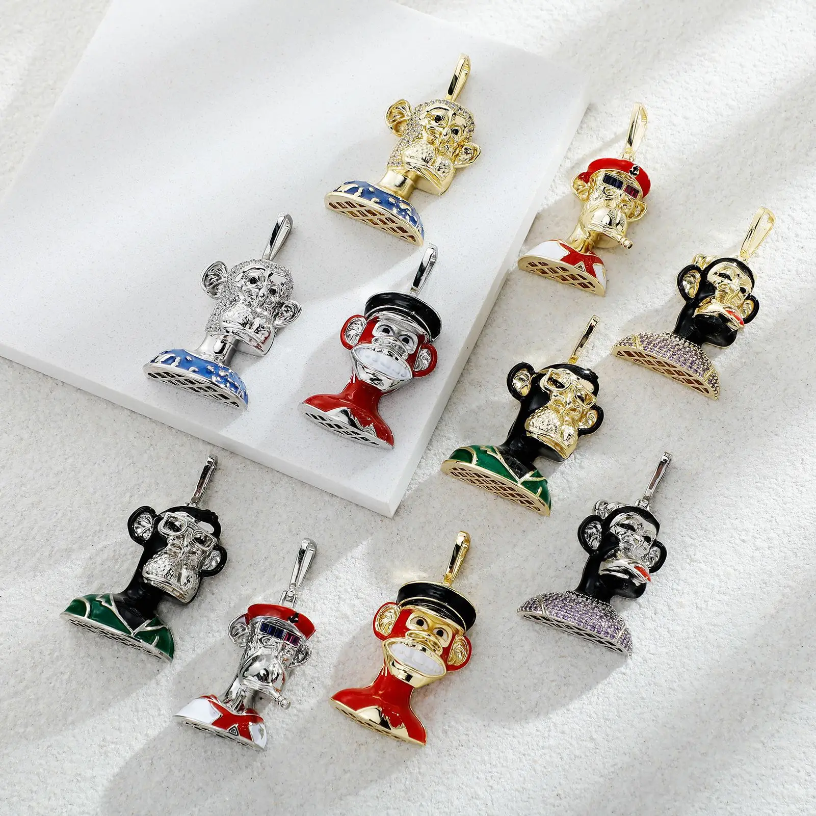 

Yuan Series NFT Ape-man Monkey Hip-hop Pendant Necklace Male Senior Accessories Jewelry