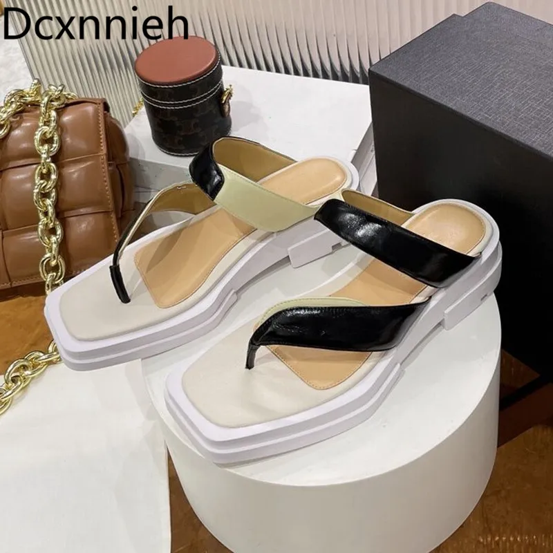 

Summer New Flat Heel Platform Square Toe Slippers Women Pinch Toe Sandals Woman Real Leather Outdoor Flat Casual Flip Flop 2022