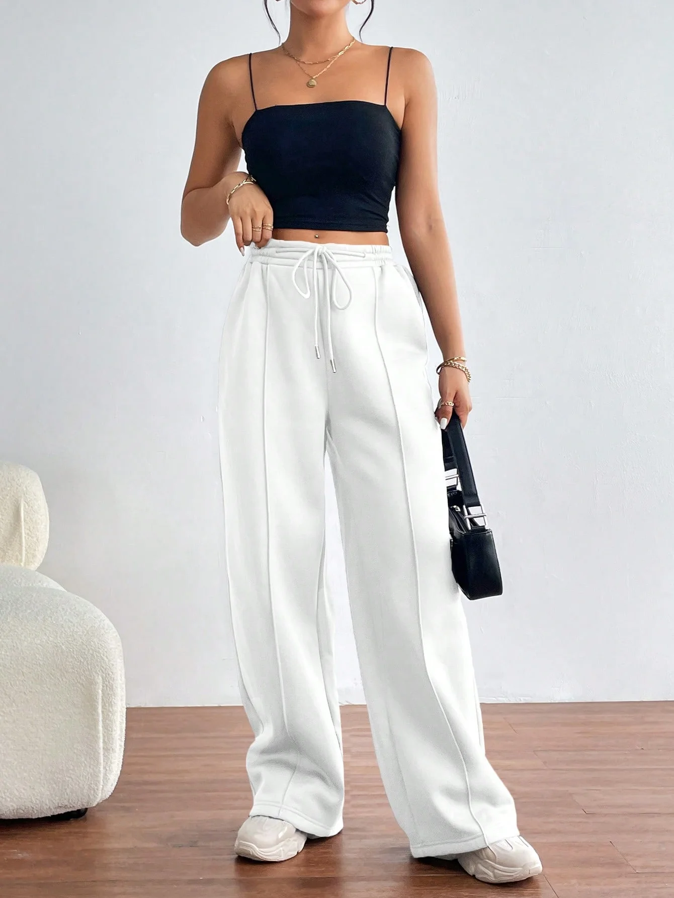 Женские широкие брюки с эластичной резинкой на талии