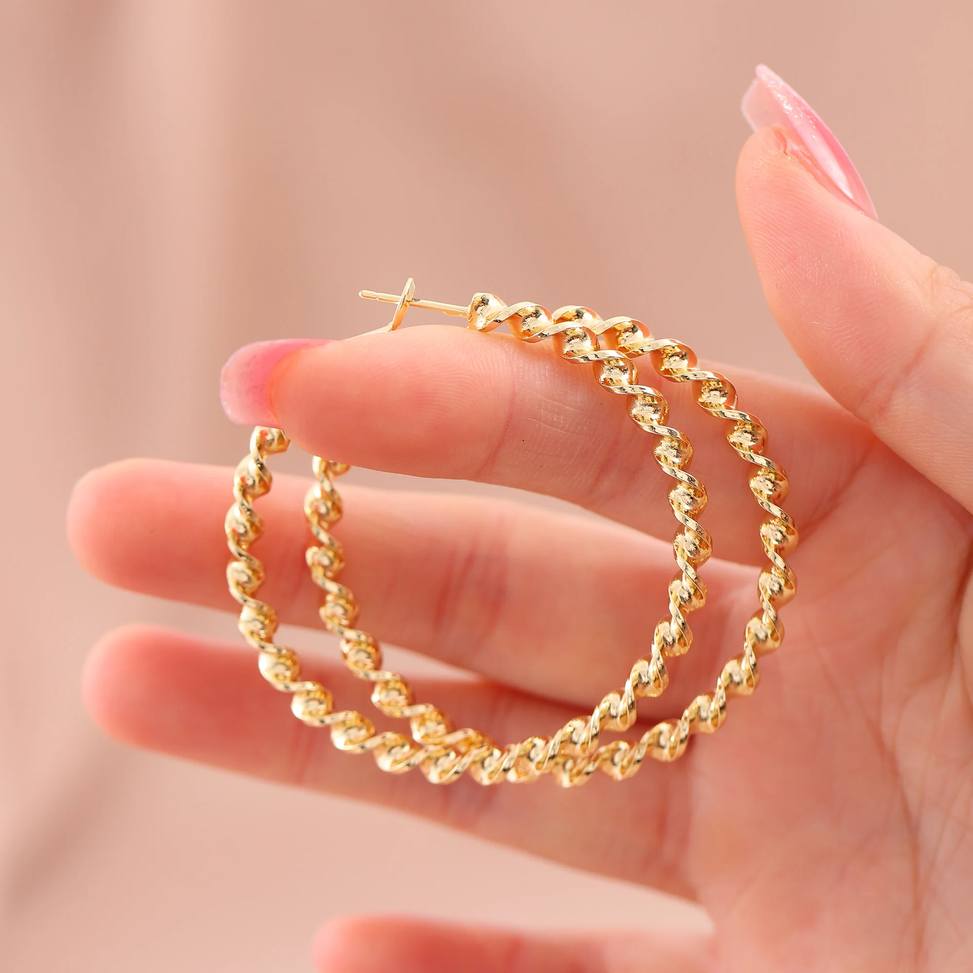 

Hainon 50Mm Exaggerated Hemp Wreath Earrings Simple Party Round Women'S Jewelry
