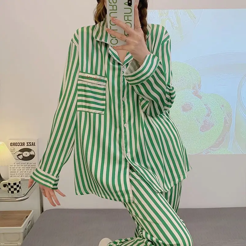 Pajama Woman 2023 Spring/Summer Explosive Long Sleeve Ice Snow Silky Pajamas Women's Cardigan Home Wear Set