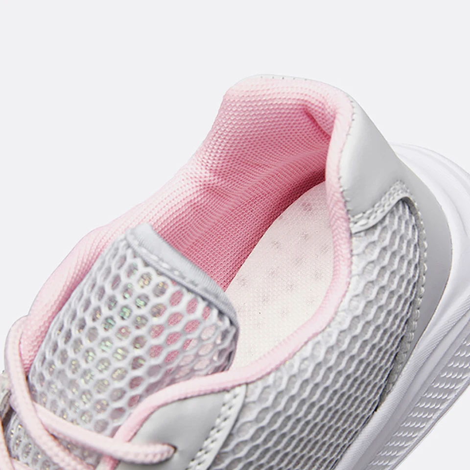 Loekeah Mesh Running Shoes Light Weight Women Casual Sneakers Outdoor Sports Breathable Flat Footwear Lace-Up Fashion Shoes