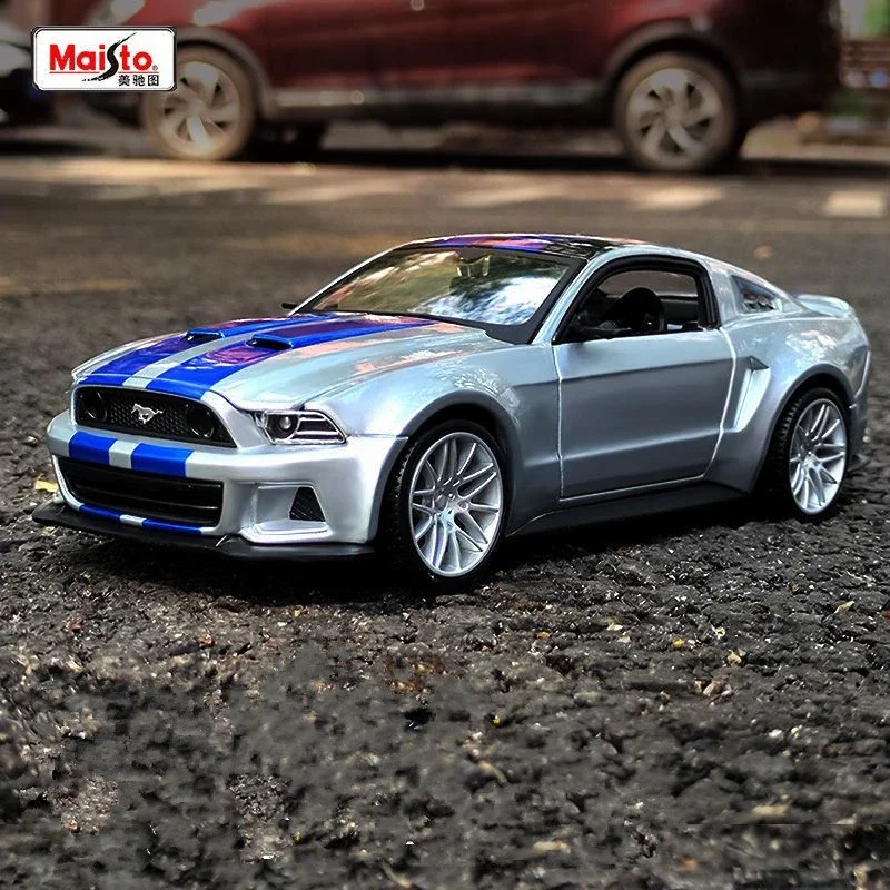 Maisto 1:24 2014 Ford Mustang Street Racer сплав Спортивная модель автомобиля литая под давлением
