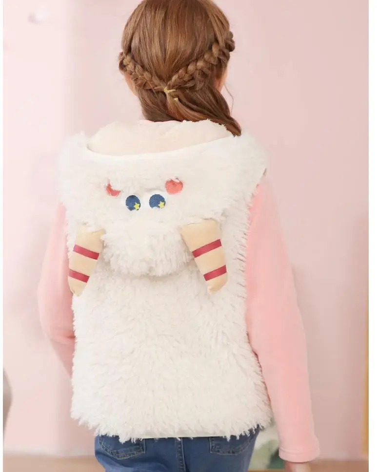 

Жилет для девочек на осень и зиму