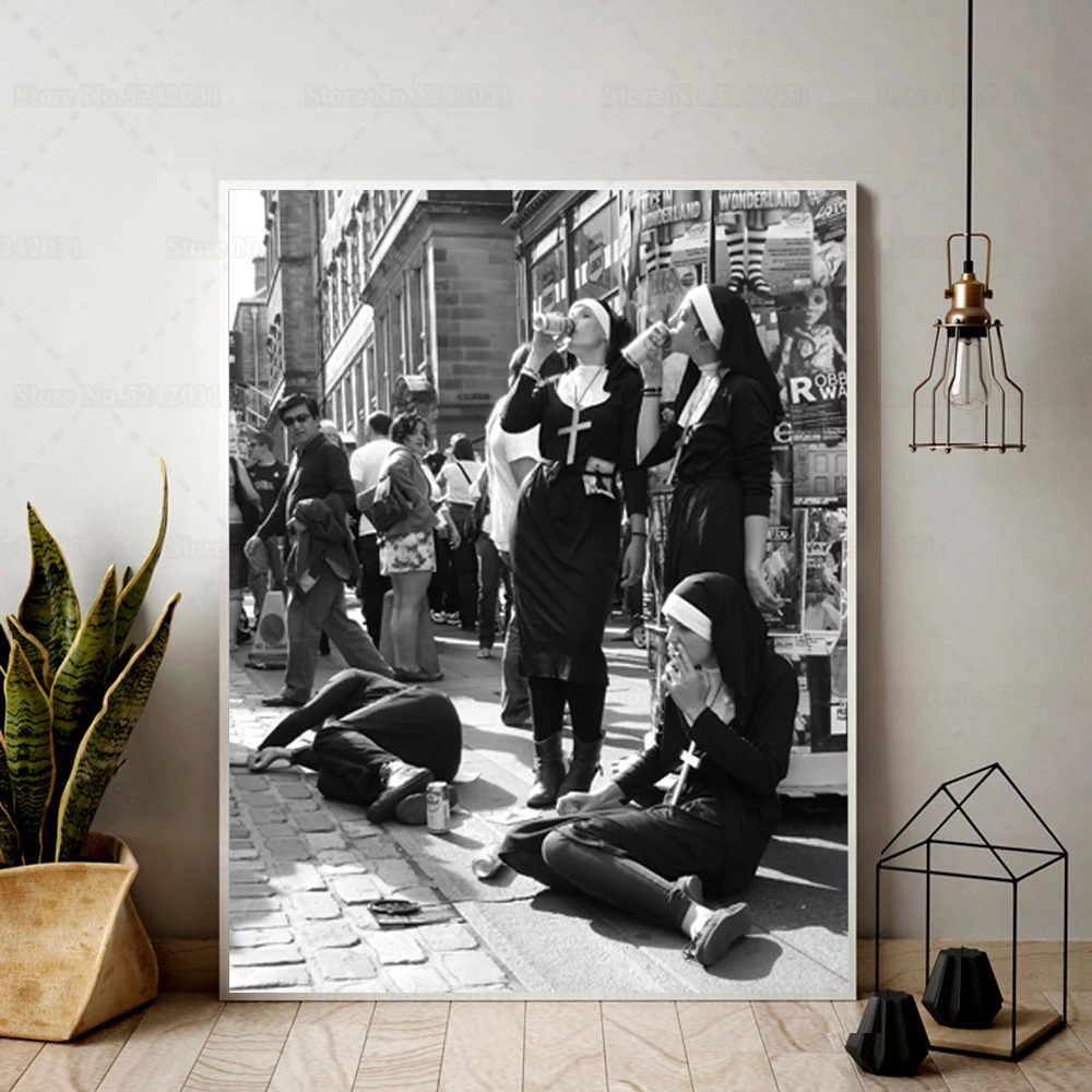 Плакат для вечевечерние с монахинями черно-белая фотография бунтарские монахини