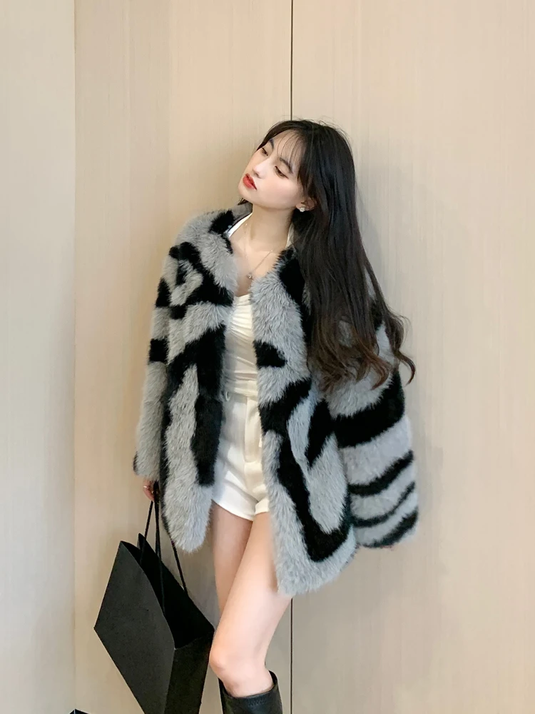 Zebra Pattern O-neck Women Fur Coat 2022 New Autumn Winter Imitation Fox Hair Long Sleeve Outwear Age Reducing Faux Fur Jackets