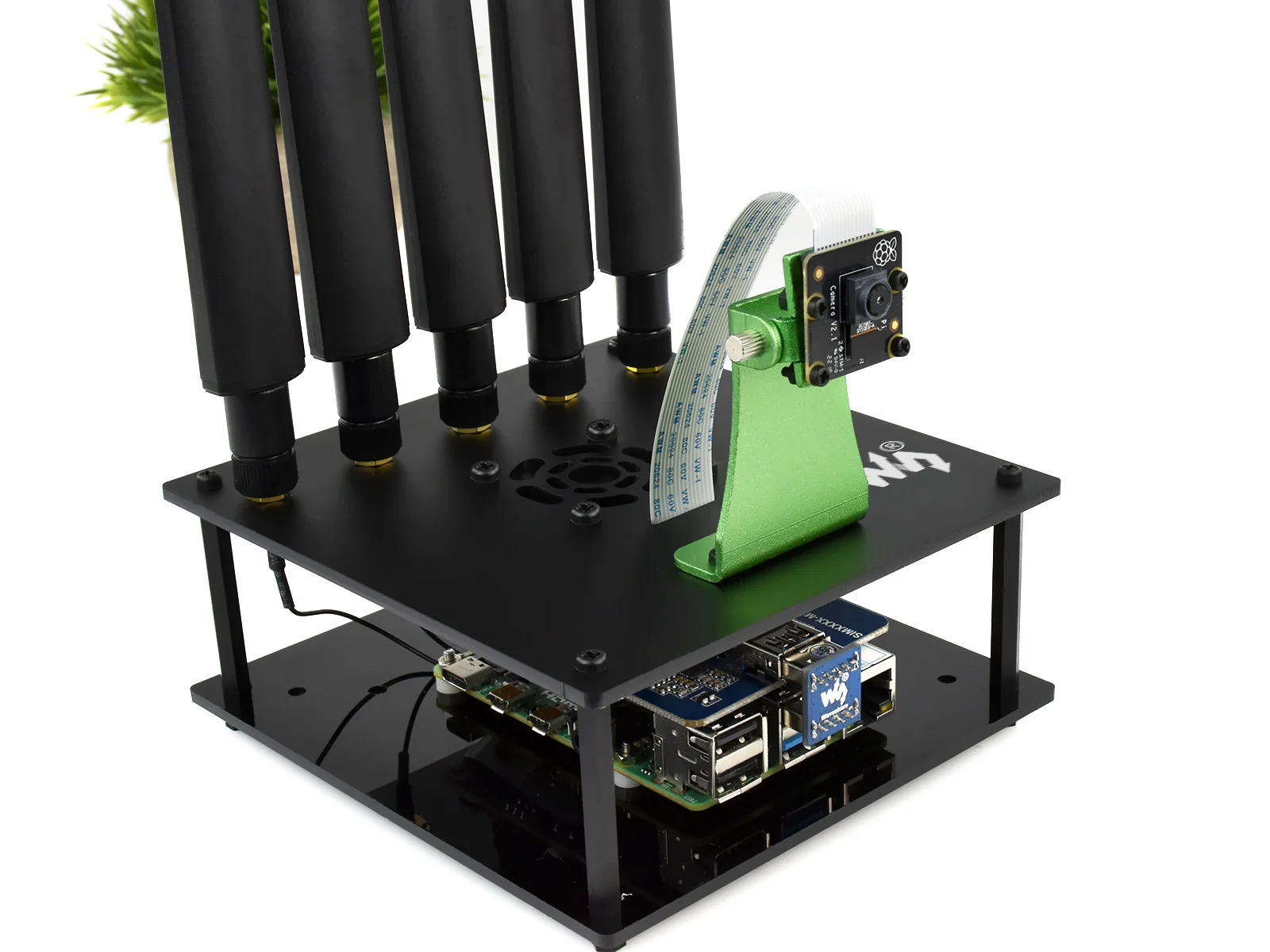 Рисунок 5 - SIM8200EA-M2 5G HAT для Raspberry Pi