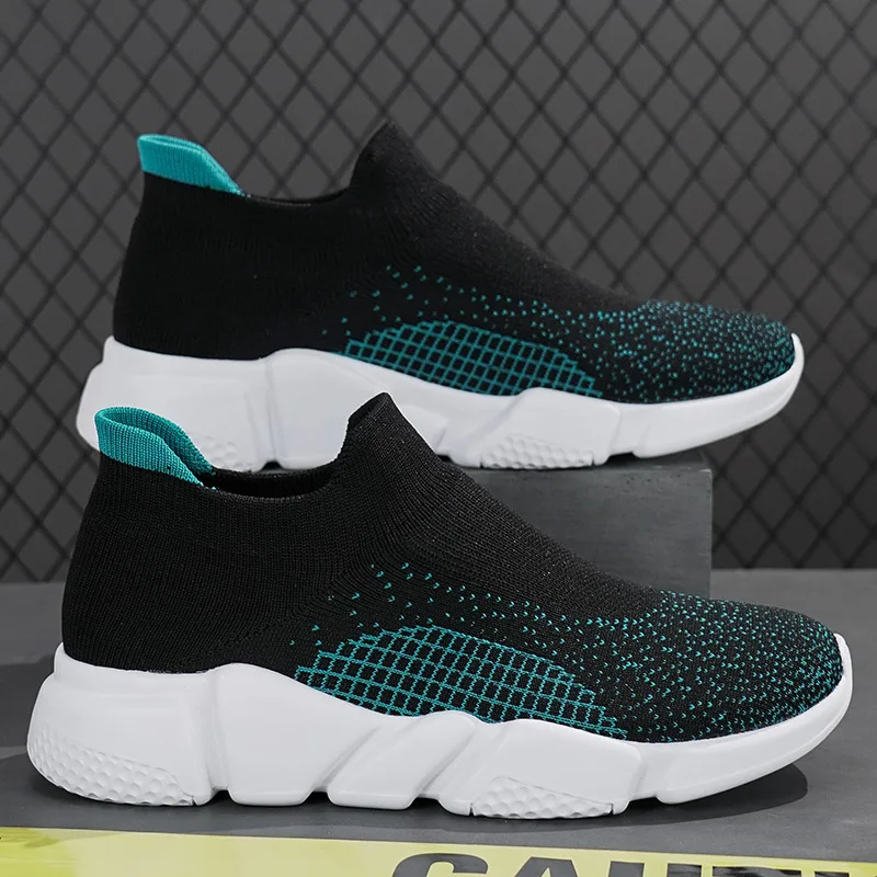 

New Cross Border Large Footwear Ultra Light Socks Mesh Breathable Trendy Sports Shoes Outdoor Fitness Sports and Walking Shoes