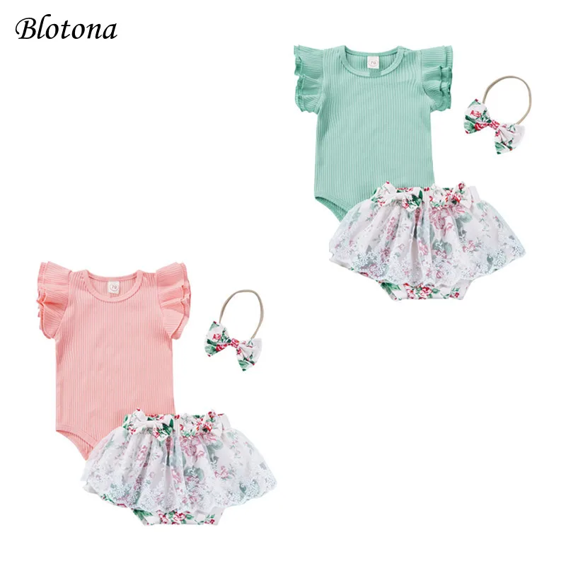 

Blotona Baby Girls Summer Outfit, Flying Sleeve Solid Color Ribbed Romper + Floral Print Lace Tutu Shorts Skirt + Headband 0-24M