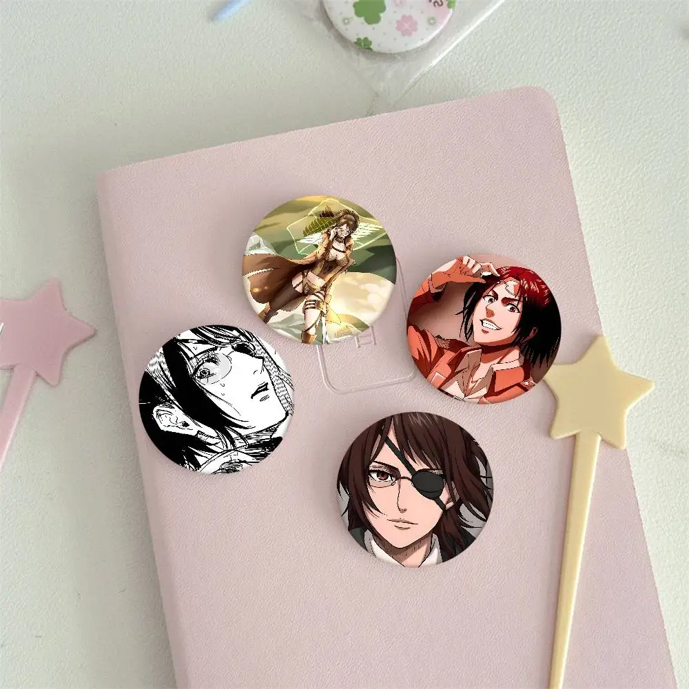 Hange Zoe Attack On Titan аниме значки круглый значок жесть монета брошь одежда аксессуары для рюкзака булавка на лацкане (art.: 3920d322cfb53) - 3920d322cfb53