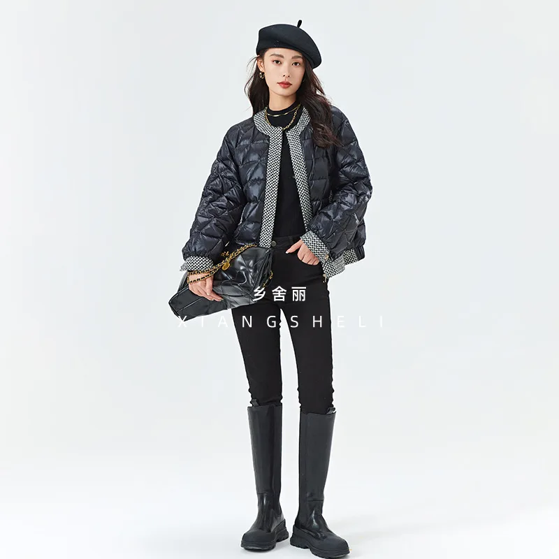 Down Jacket Women's Short Temperament Celebrity Wind Goose Down Jacket Small Wool Design Sense Round Neck Top