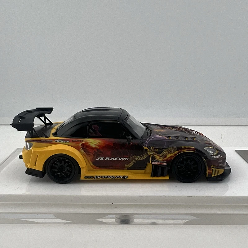 Фото Onemodel 1:64 S2000 J’S Racing Supercar, легкосплавный автомобиль, литье под давлением и игрушечный транспорт, модель автомобиля, миниатюрная масштабная модель автомобиля для детей №4