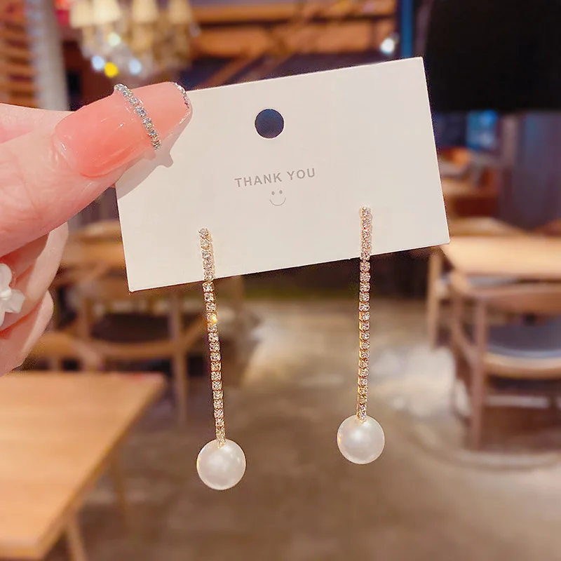 Серьги-гвоздики женские с жемчугом простые корейские украшения в стиле мори