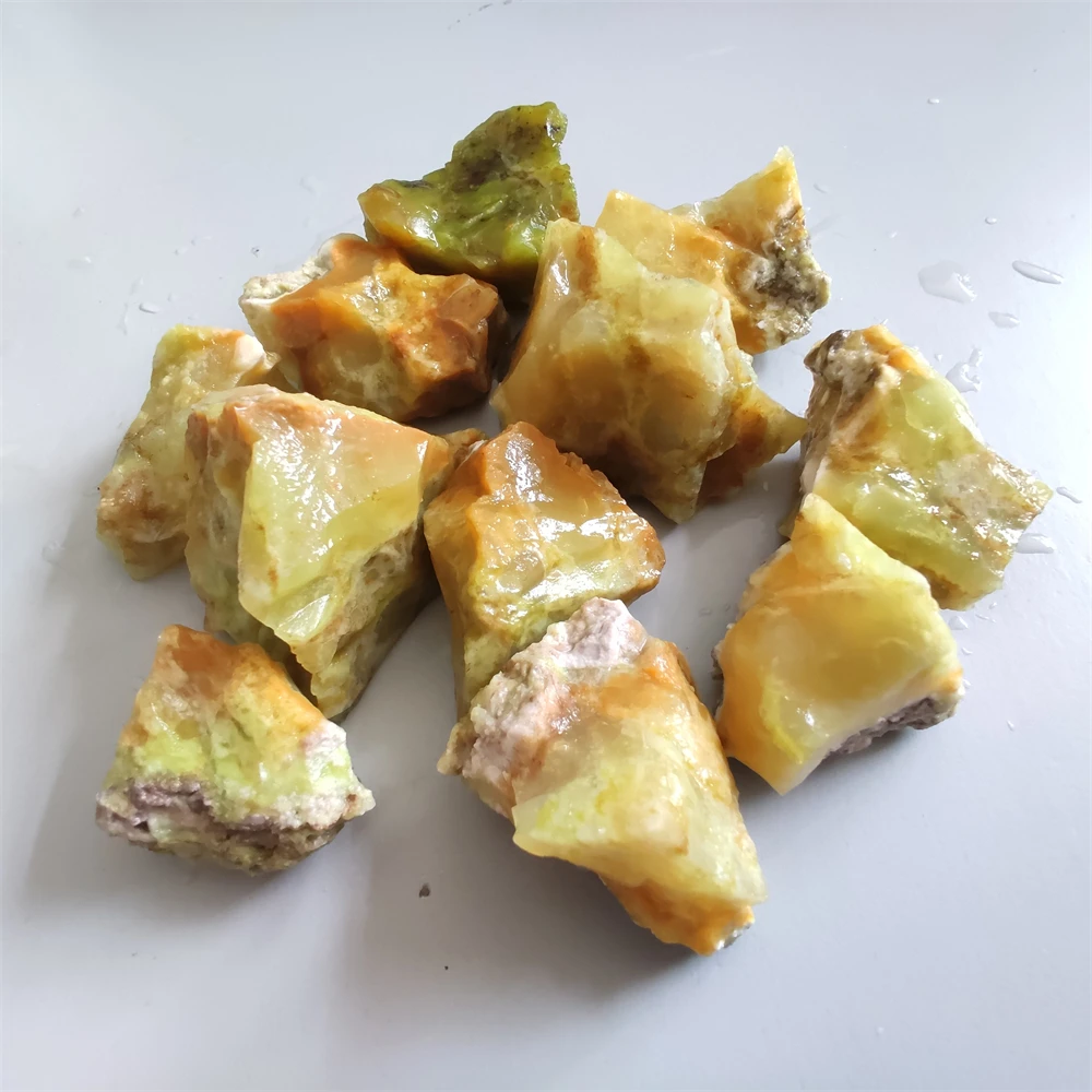 

Зеленый опал, 2-6 см, 100 г