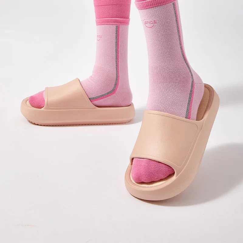 

Women's Slippers Thick Sole Home Shoes Summer Flat Sandals Beach Casual Slippers 2022 New Anti-Slip Large Size 36-45