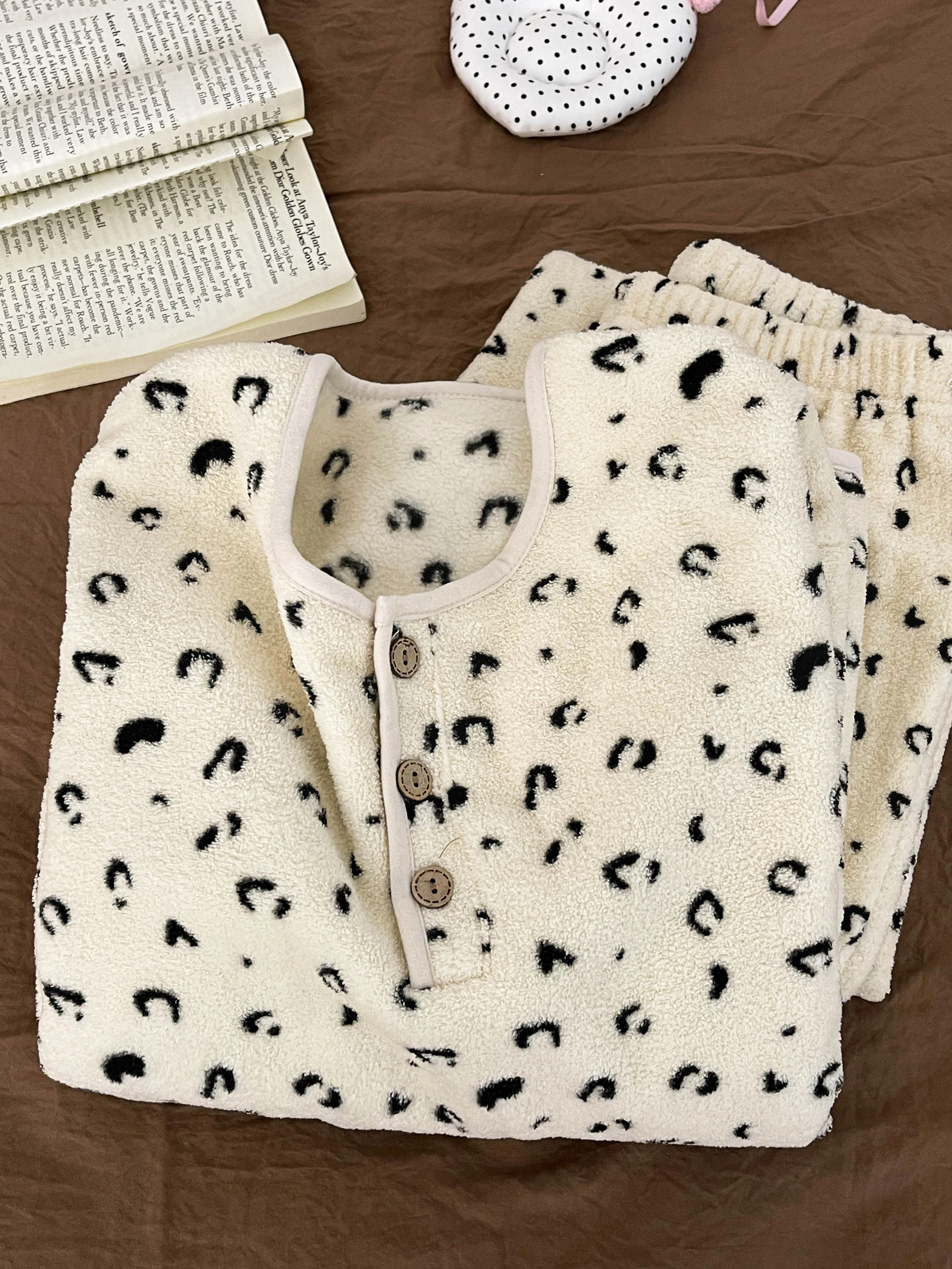 Sin Glee Korean Sle Soft Glutinous Leopard Print Flannel Pajamas Women's Autumn and Winter Thickened Warm Homewear Set