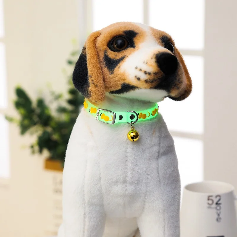 

1Pet Collars with Bells Luminous Silicone Glow At Night Puppy Kitten Necklace Anti-lost Neck Ring Variety Patterns Random Color