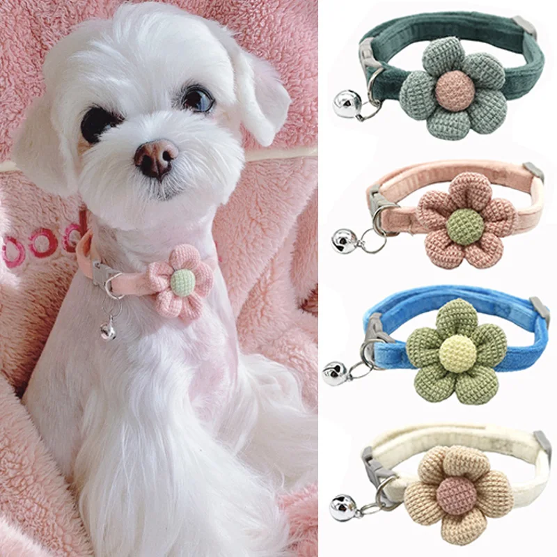 

Cute Flower Collar Bell Cat Collar Traction Safety Buckle Necklace Universal Adjustable Sweet Casual Cute Pet Collar Perros