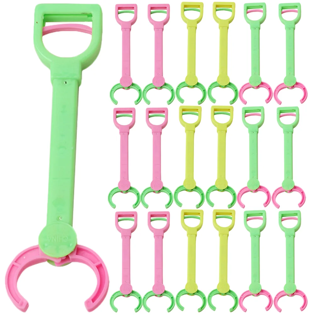 

20Pcs Plastic Machine Claw Toy Mini Toy Grabber Plastic Mini Clamp for Toddler Kids Small Toys Grabbing
