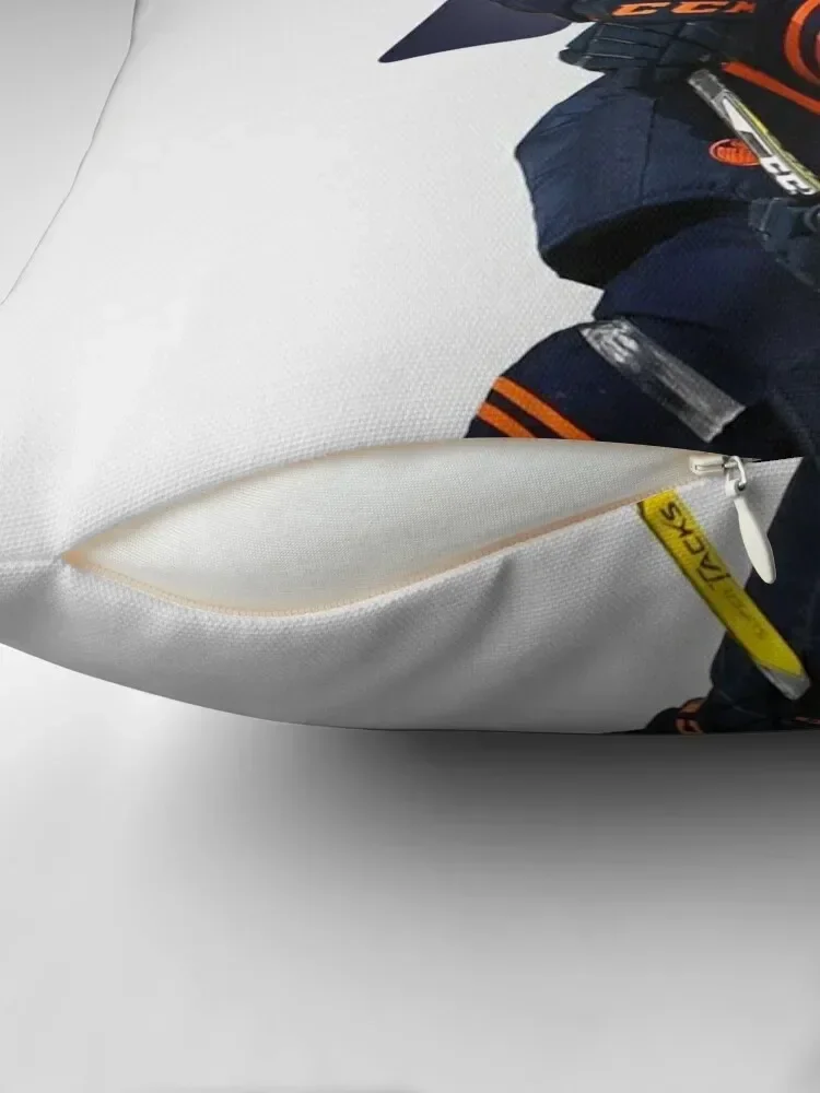 Декоративная подушка в стиле ретро