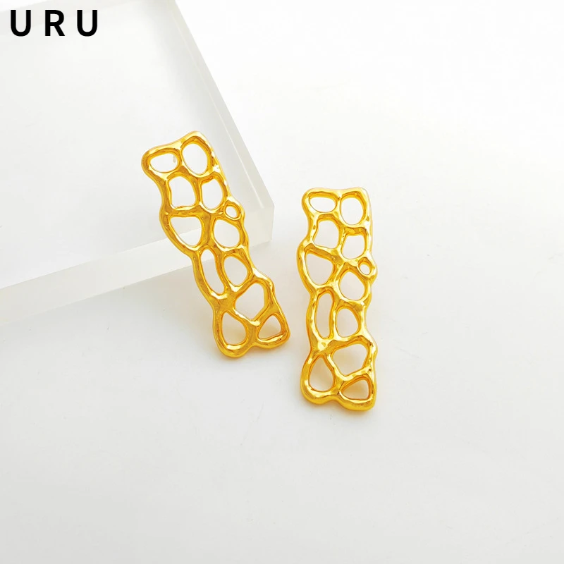 

Fashion Jewelry 925 Silver Needle Hollow Metal Earrings 2022 New Trend High Quality Brass Thick Drop Earrings For Women