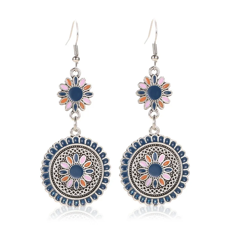 

2022 Ethnic Style Color Dripping Oil Long Small Daisy Retro Earrings for Women Palace Style Carved Metal Flower Totem Earrings