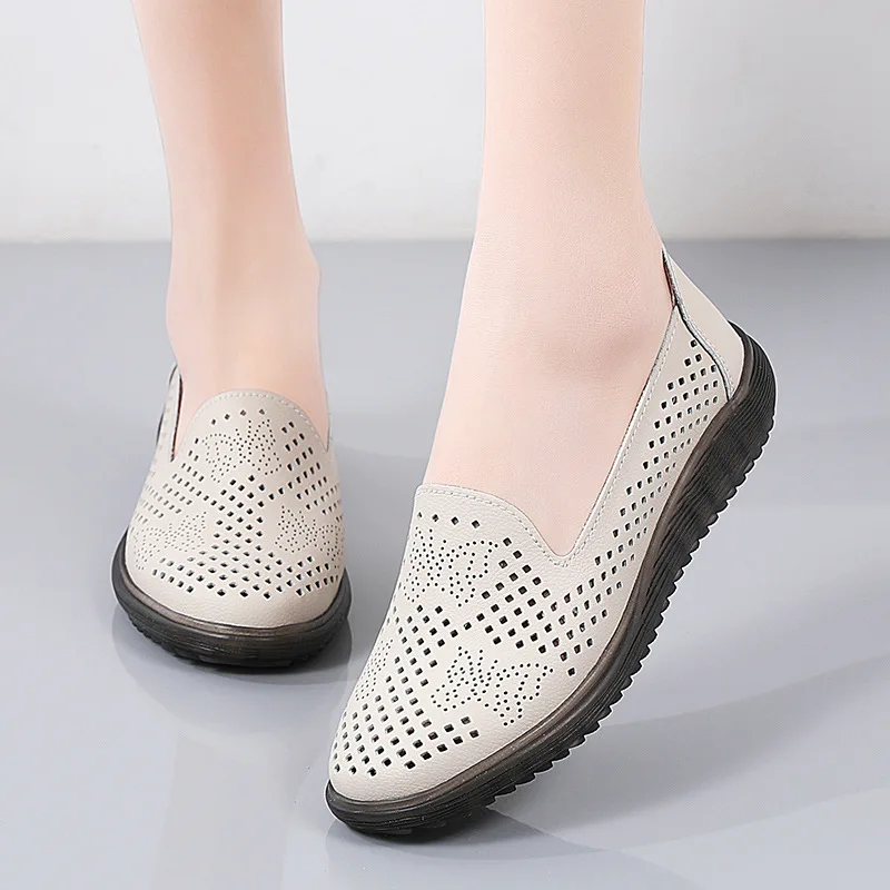 

2023 Womens Casual Flats Shoes Summer Black Breathable Lightweight Hollow Slip on Moccasins Out Ladies Lofers Females Zapatillas